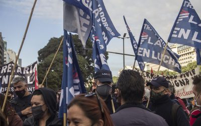 POESÍA EN MARCHA.UNA LLAMARADA DE GRITOS ARDERÁ EN EL MUNDO
