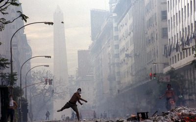 19 y 20 de diciembre de 2001.                                             LA VIDA Y LA MUERTE BORDADA EN LA BOCA