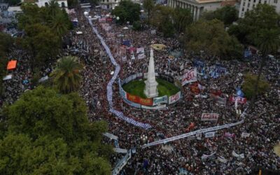 EL PROGRAMA SOCIALISTA COMO TEORÍA Y PRACTICA