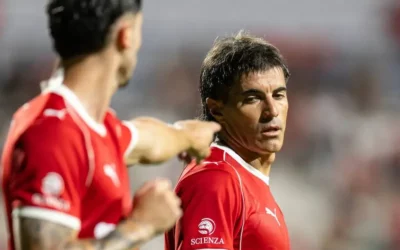 LA MISERIA CAPITALISTA .LA POESIA COMO ARMA. EL “TEMA DE LOS MOSQUITOS” EN UNA TRANSMISIÓN DEPORTIVA