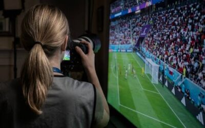 Los relatores del mundial . El fanatismo embustero y de apariencia patriotera.  “No buscamos juntos el mismo cielo»